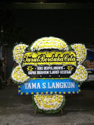 Papan Bunga Duka di Bonti